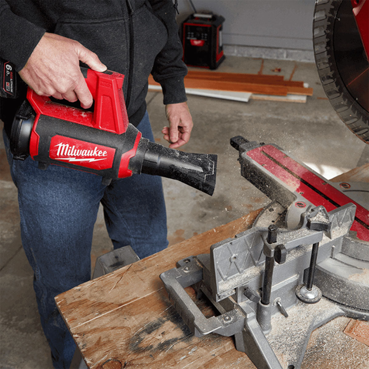 Milwaukee M12FPP2OP1-602 12V Hatchet Pruning Saw & Blower Kit with 2 x 6.0 Ah Batteries & Charger 4933492139 - MonkeyTools