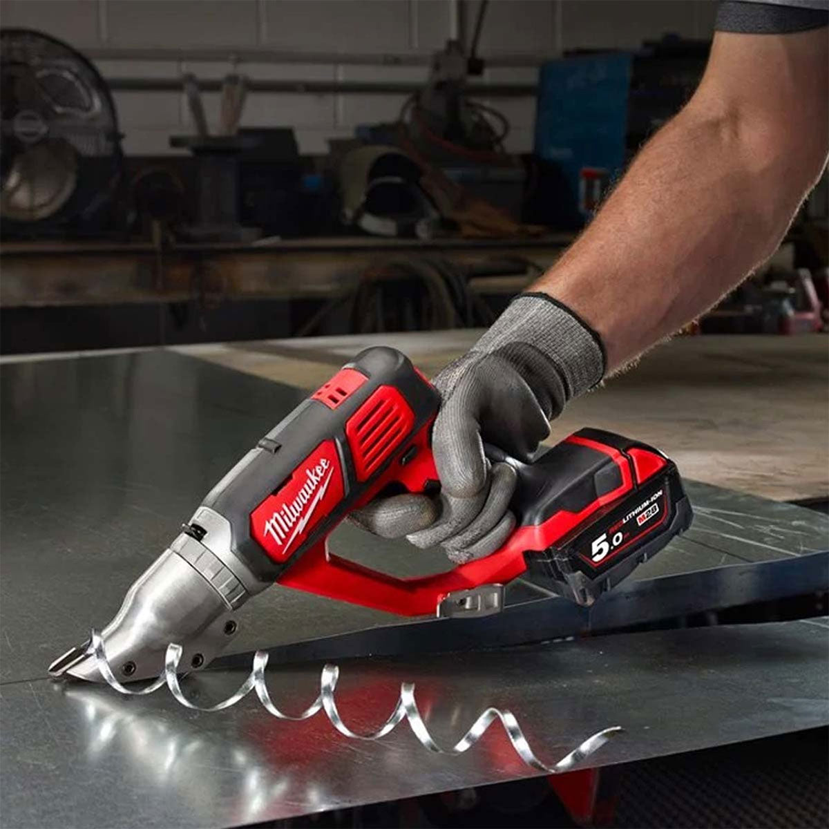 Milwaukee M18BMS12-0 18V 1.2mm Metal Shear with 1 x 5.0Ah Battery & Charger - MonkeyTools