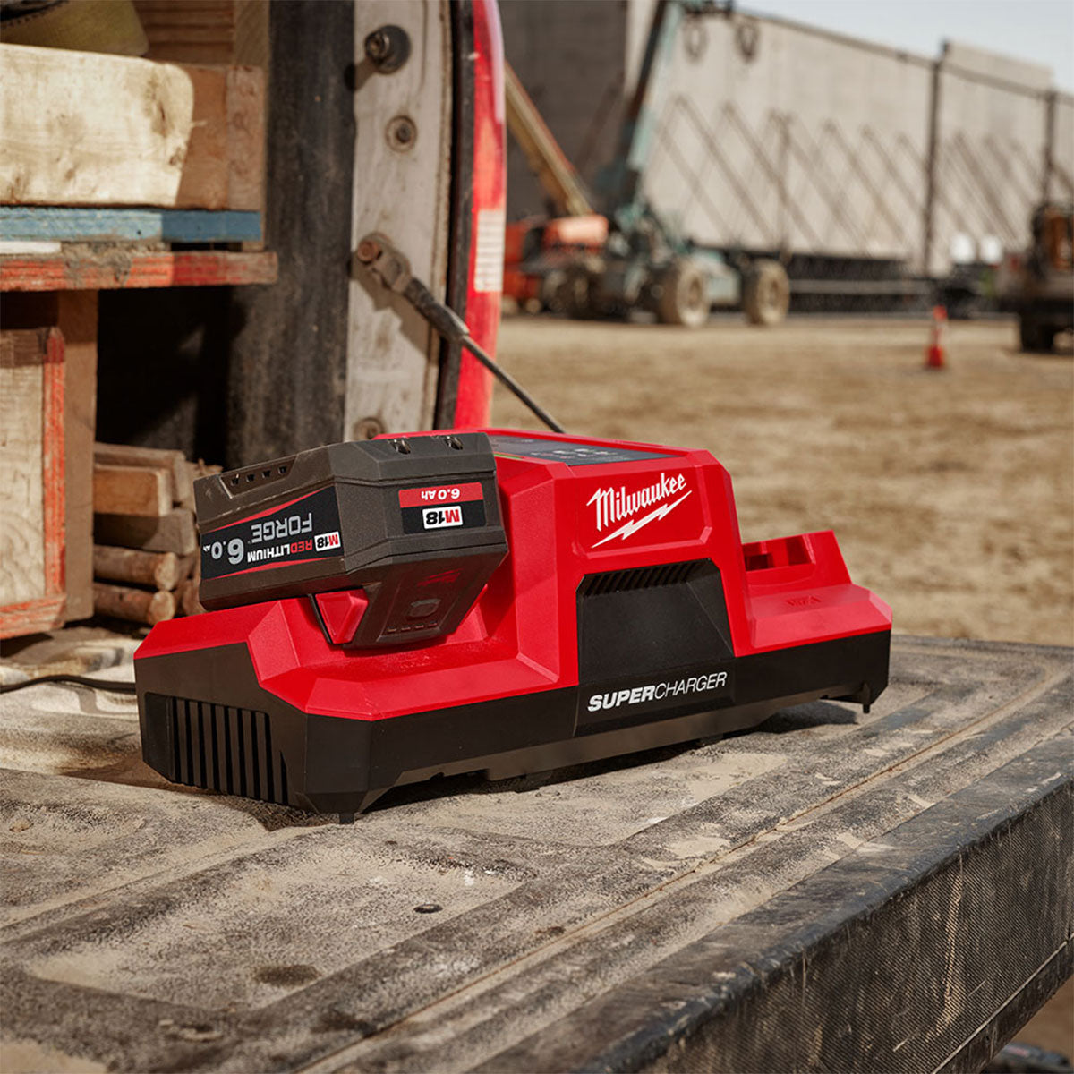 Milwaukee M18DBSC 18V 240v Dual Bay Super Charger 4932492532 - MonkeyTools