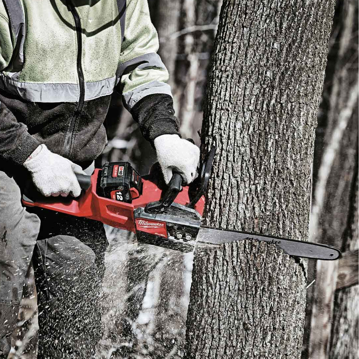 Milwaukee M18FCHSC-0 18V Fuel Brushless Chainsaw with 1 x 5.0Ah Battery & Charger - MonkeyTools