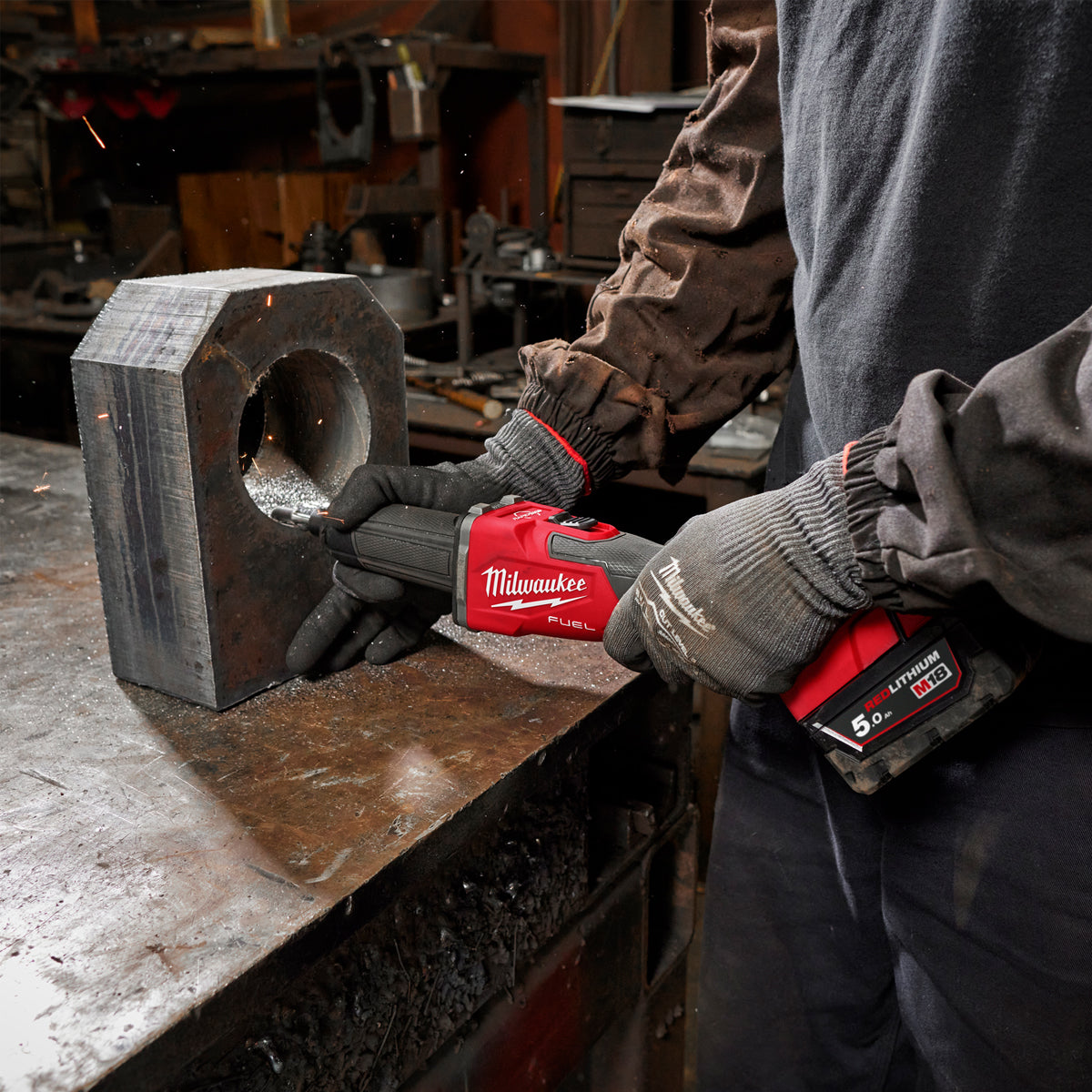 Milwaukee M18FDGRB-0 18V Brushless Braking Die Grinder with 2 x 5.0Ah Battery - MonkeyTools