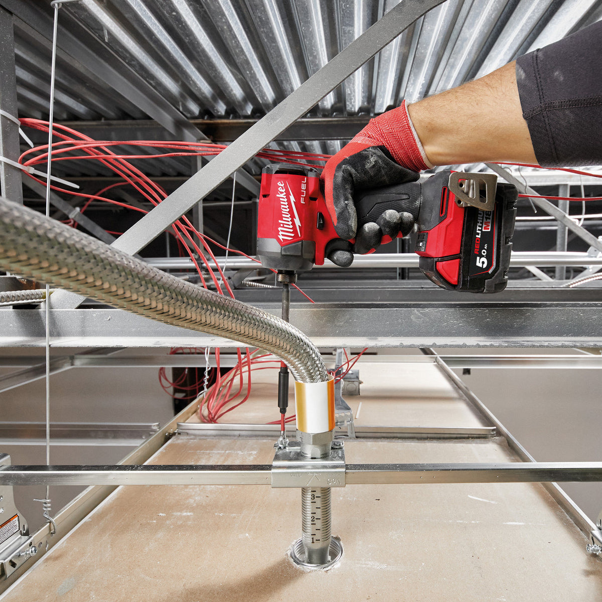 Milwaukee M18FID3-0 18V Fuel Brushless 1/4" Impact Driver with 2 x 5.0Ah Battery & Charger - MonkeyTools