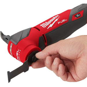 Milwaukee M18FMT-0 18V Oscillating Multi-Tool 1 x 5.0Ah Battery Charger & 39 Piece Accessories Set - MonkeyTools