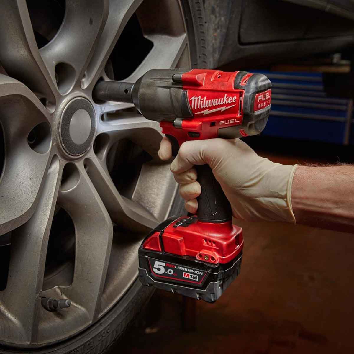 Milwaukee M18FMTIW2F12-0X 18V Fuel Brushless 1/2" Impact Wrench with Case - MonkeyTools
