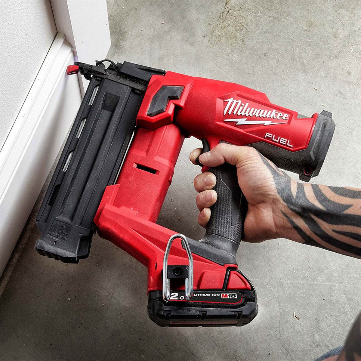 Milwaukee M18FN18GS-202X 18V FUEL Brushless Straight Finish Nailer 18G with 2 x 2.0Ah Battery, Charger & Case 4933471408 - MonkeyTools