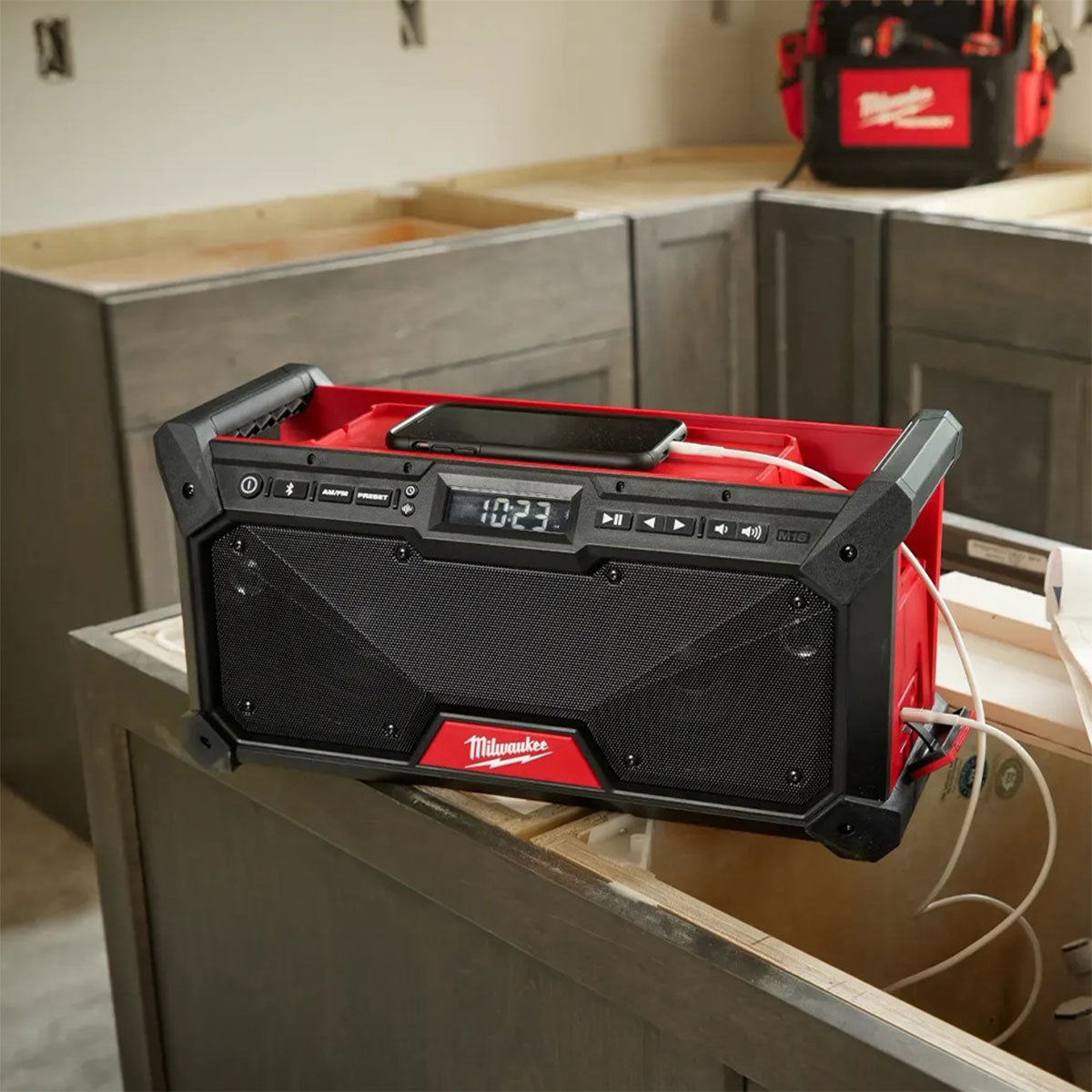 Milwaukee M18RADDAB+G2-0 18V Jobsite Radio DAB+ with 1 x 5.0Ah Battery & Charger - MonkeyTools