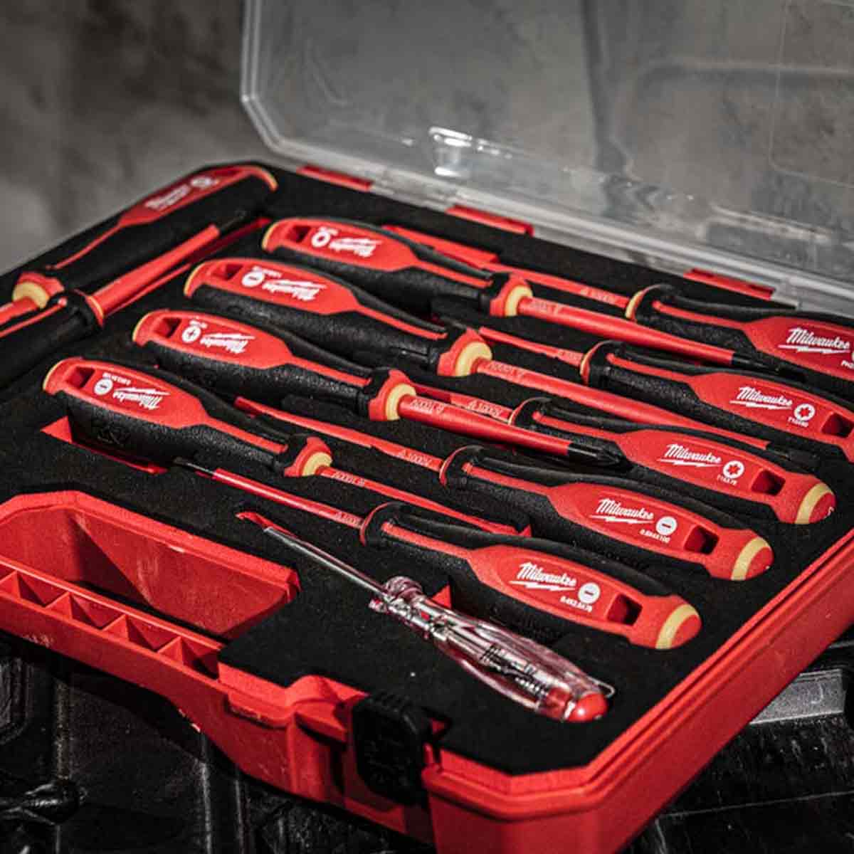 Milwaukee VDE Screwdriver 12 Piece Set 4932479095 - MonkeyTools
