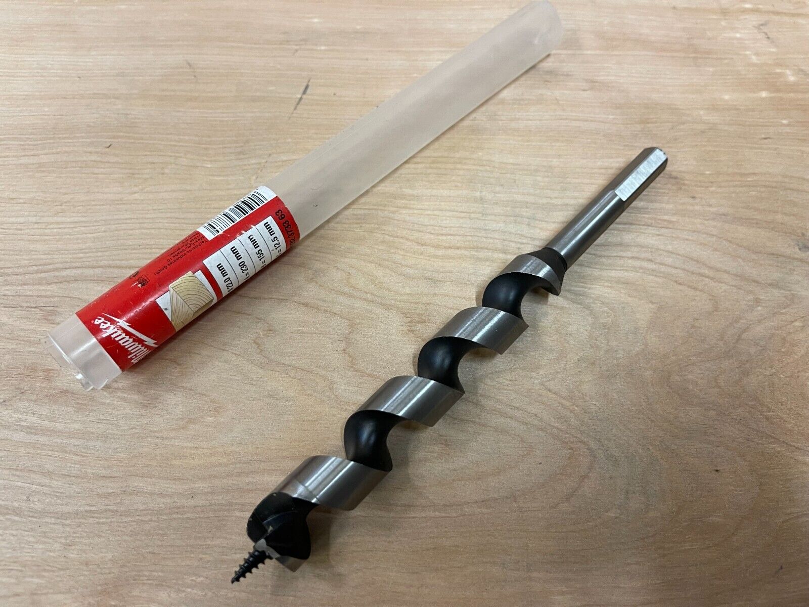 Milwaukee 4932373363 Wood Auger Drill Bit 22mm x 230mm - MonkeyTools