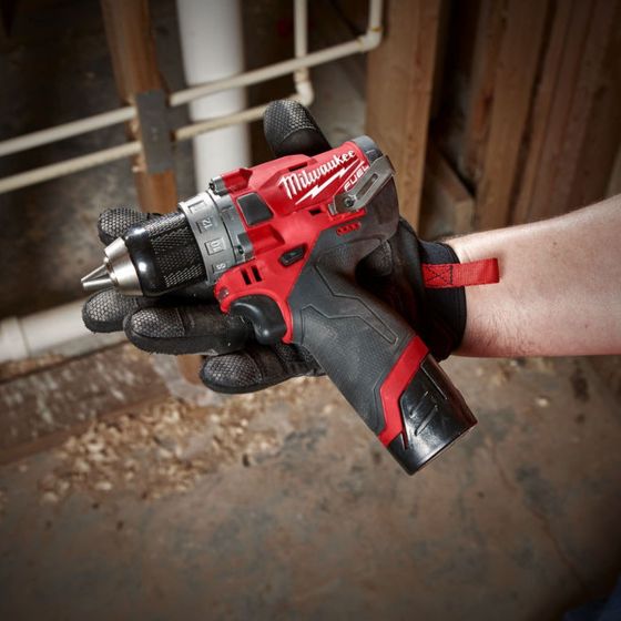 MILWAUKEE M12 FPD-602X 12V 13MM COMBI DRILL INC 2X 6.0AH BATTS - MonkeyTools