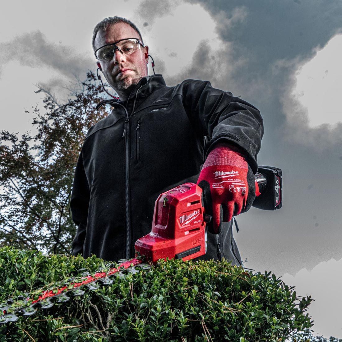 MILWAUKEE M12 FUEL FHT20-0 12V 20CM HEDGE TRIMMER BODY ONLY 4933479675 - MonkeyTools