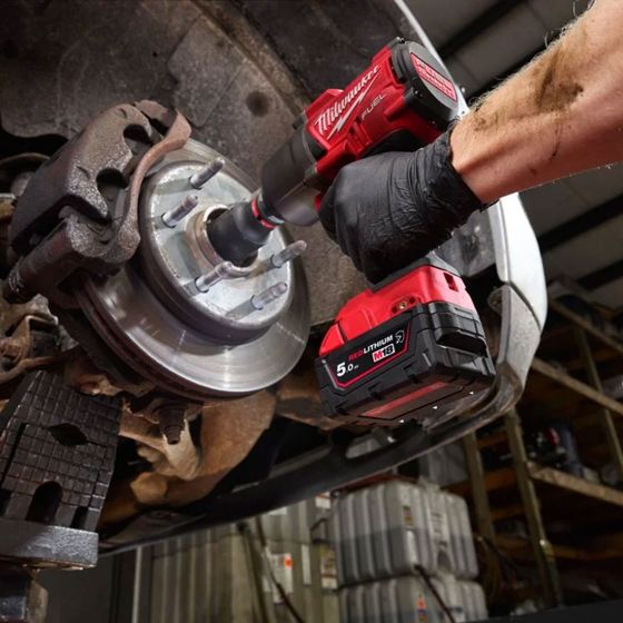 MILWAUKEE M18 B5-CR 18V CHEMICAL RESISTANCE REDLITHIUM 5.0AH LI-ION BATTERY - MonkeyTools