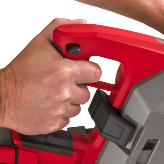 MILWAUKEE M18 FMCS66-0C 18V 203MM CIRCULAR SAW BODY ONLY IN CARRY CASE - MonkeyTools
