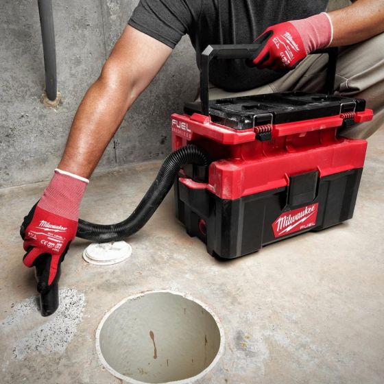 MILWAUKEE M18 FPOVCL-0 18V FUEL PACKOUT WET/DRY VACUUM BODY ONLY - MonkeyTools