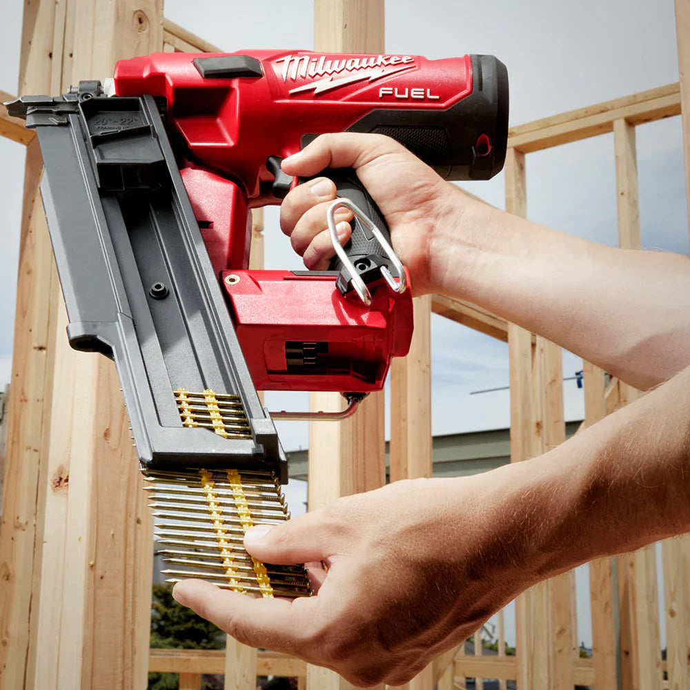 Milwaukee M18 FPP2BE-522B 18V FUEL Twin Nail Gun Nailer with 1 x 5.0Ah, 1 x 2.0Ah Battery Charger & Bag 4933492429 - MonkeyTools