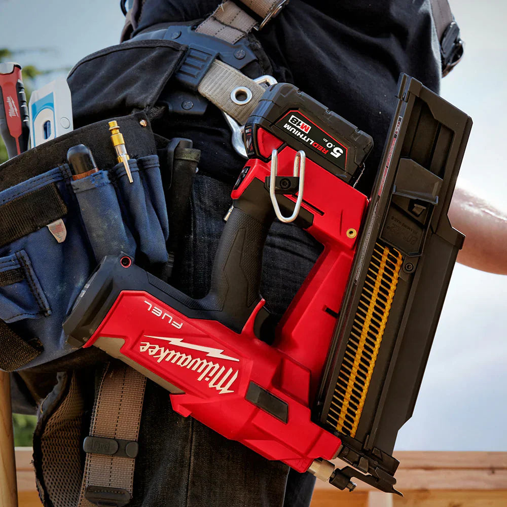Milwaukee M18 FPP2BE-522B 18V FUEL Twin Nail Gun Nailer with 1 x 5.0Ah, 1 x 2.0Ah Battery Charger & Bag 4933492429 - MonkeyTools