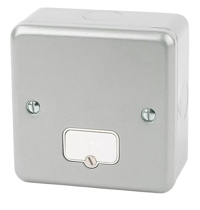 MK METALCLAD PLUS 13A UNSWITCHED METAL CLAD FUSED SPUR ALUMINIUM WITH WHITE INSERTS - MonkeyTools
