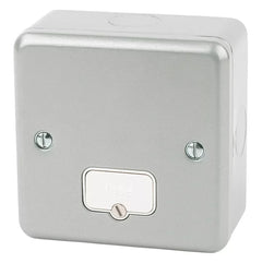 MK METALCLAD PLUS 13A UNSWITCHED METAL CLAD FUSED SPUR ALUMINIUM WITH WHITE INSERTS