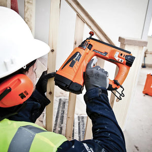 Paslode IM65 7.4V Straight Second Fix Finishing Nail Gun 2 x 2.1Ah Battery Charger & Bag - MonkeyTools