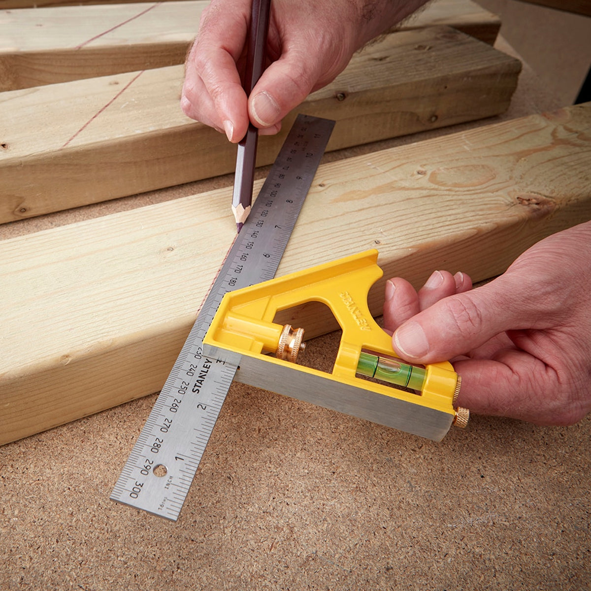 Stanley 2-46-028 Die Cast Combination Square 300mm/12" STA246028 - MonkeyTools
