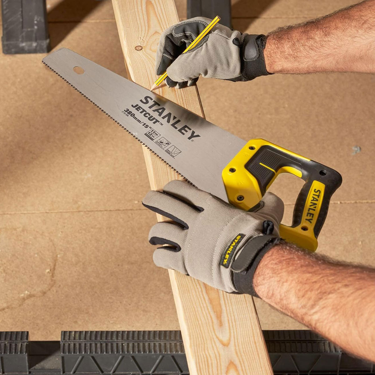 Stanley 380mm Jet Cut Fine Handsaw 16in 11 TPI STA215594 - MonkeyTools