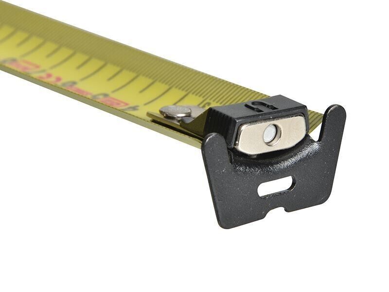 Stanley FMHT0-33864 FatMax Metric Magnetic Tape Measure with Blade Armor 5m - MonkeyTools