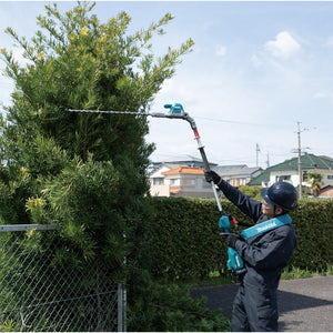 Makita UN001GZ 40V max XGT Brushless Cordless Pole Hedge Trimmer Body Only - MonkeyTools
